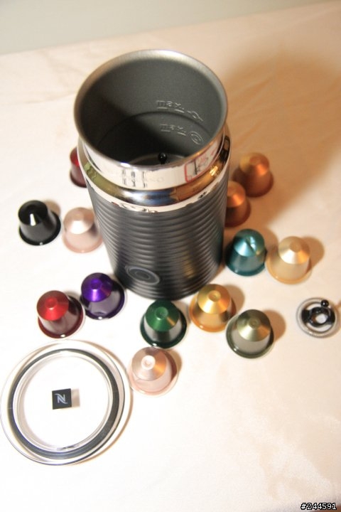 nespresso C120 膠囊咖啡機 方便之選