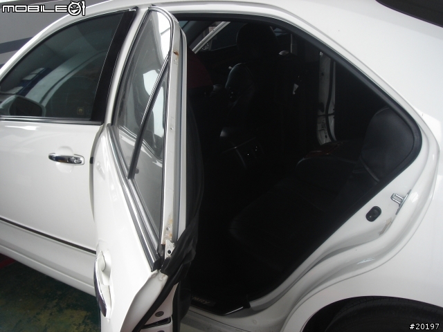 TOYOTA高品質=四個車門都爛掉(7/3更新再度生鏽)和泰沒救了!!