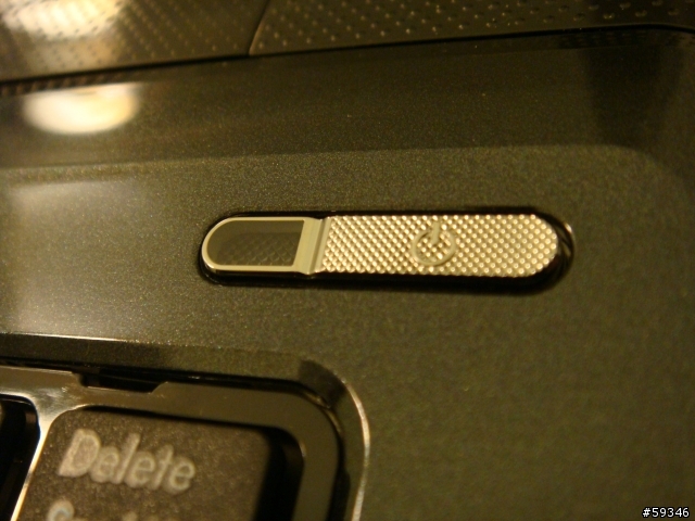 (開箱)ASUS A42JV Core i5-520 + Nv GT335M 1G ~就是要這兩張貼紙