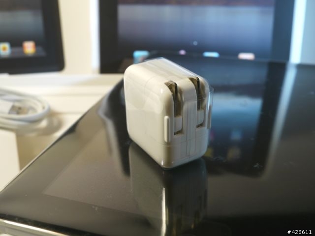 不勸敗~不專業~開箱文~Ipad WiFi16G版+ipad專用Case~持續增加評論~~
