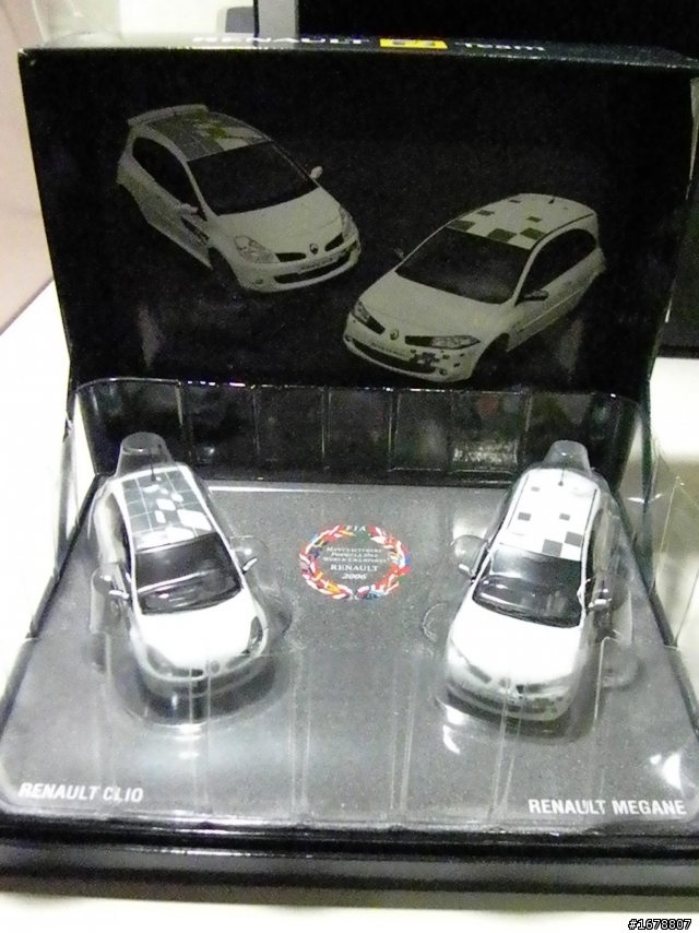 Renault 2006 F1 世界冠軍 Megane II & Clio RS紀念樣式開箱
