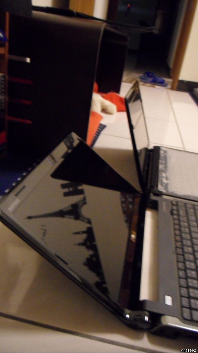 (開箱文)DELL 1464 i3-330(有請國際模特兒狗入鏡)