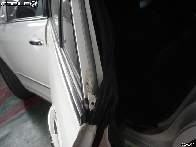 TOYOTA高品質=四個車門都爛掉(7/3更新再度生鏽)和泰沒救了!!