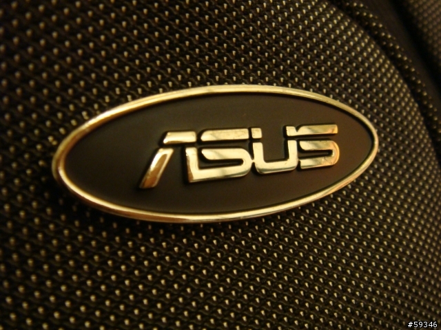 (開箱)ASUS A42JV Core i5-520 + Nv GT335M 1G ~就是要這兩張貼紙