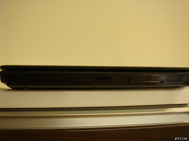 (開箱)ASUS A42JV Core i5-520 + Nv GT335M 1G ~就是要這兩張貼紙