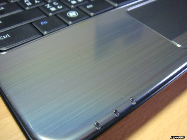 簡易開箱 Inspiron 13R黑色 沒跟上原廠光碟機版 同場加映 NU ESW870燒錄機