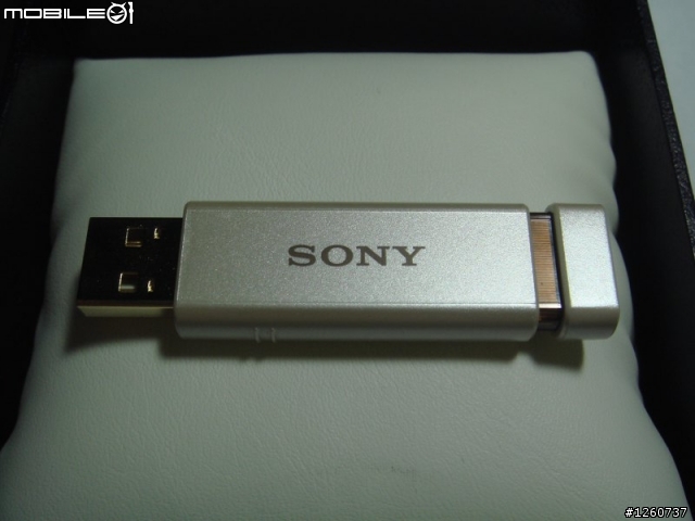 6/5退費成功 吐血隨身碟 SONY USM8GLX/WA開箱文(有買的一起來跟SONY討公道吧!)