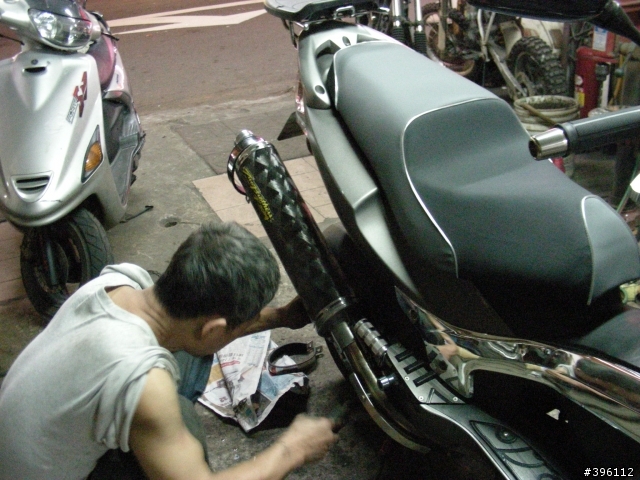 G-MAX 200與HUSKY 150之中日美英荷義六國排氣管大亂鬥心得分享
