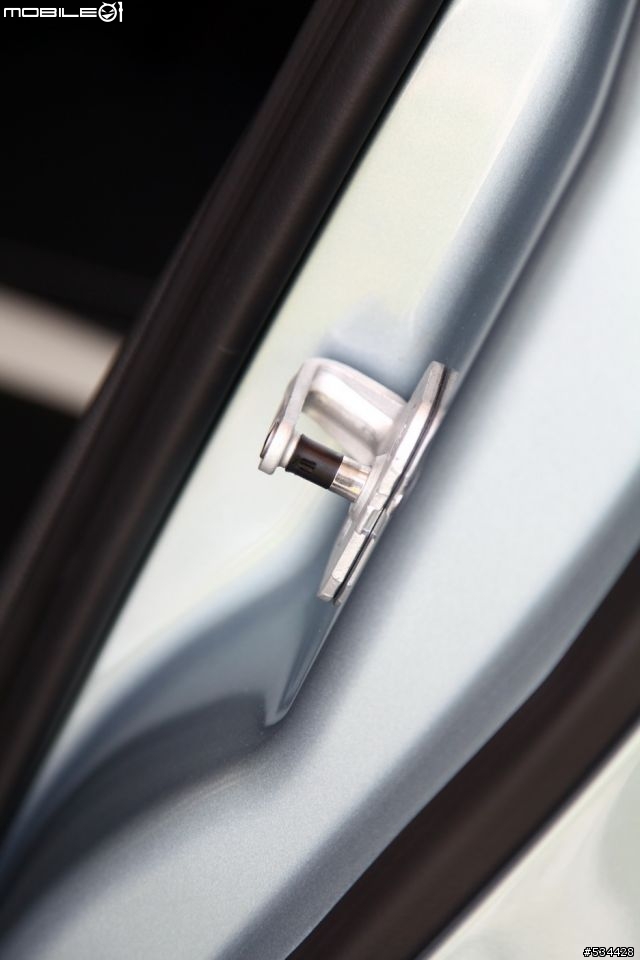 瑞典人的堅持 安全至上的品質 SAAB 9-3 2.0 Vector 試駕