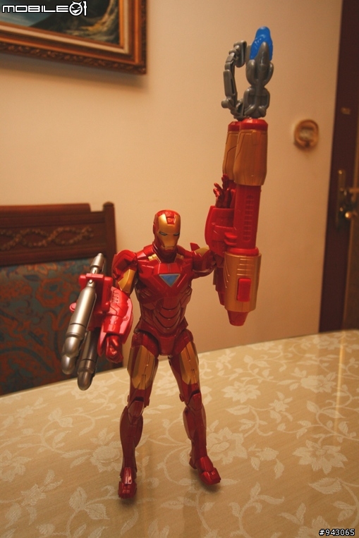 無法降落之我愛鋼鐵人--Iron Man 25cm鋼琴烤漆 公仔開箱文
