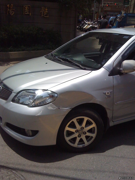 5/1發生的車禍 Vios VS 22年老車的板金