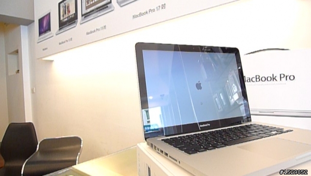 MBP 13' + 背包 +....簡單開箱