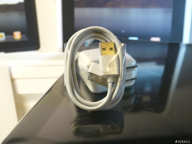 不勸敗~不專業~開箱文~Ipad WiFi16G版+ipad專用Case~持續增加評論~~