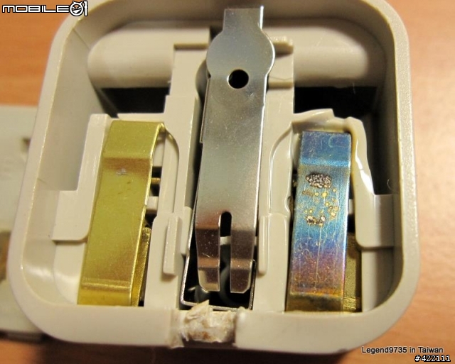 變電家與轉接頭自我安檢~~小心內部燒熔嚴重