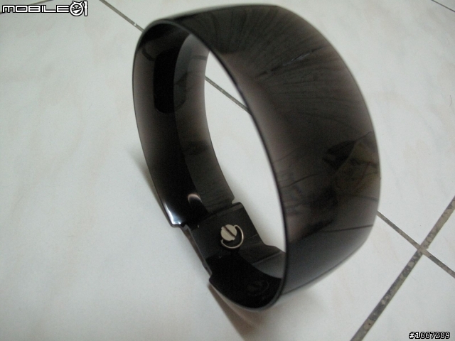 ASUS MS238H 不怎麼優的開箱文....