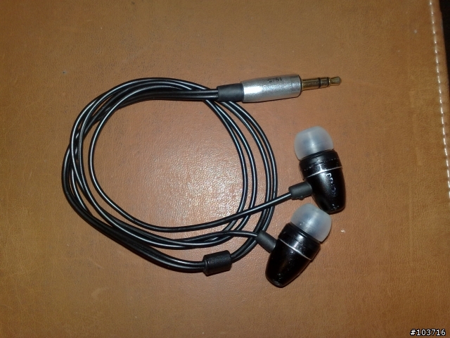 【DENON AH-C710入手勸敗文】當耳機壞掉時....在難過之餘,也別忘了對自己好一點!
