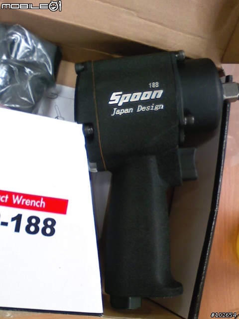 新玩具spoon sp-188 很小隻的氣動扳手