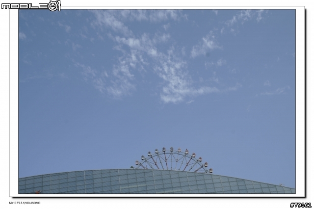 帶著我的NX10去散步。下午。