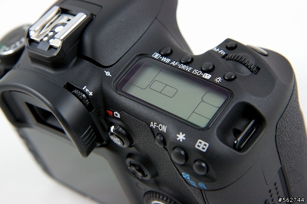 Canon EOS 7D - Canon APS-C片幅機皇開箱與心得~