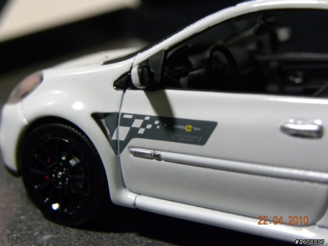 Renault 2006 F1 世界冠軍 Megane II & Clio RS紀念樣式開箱