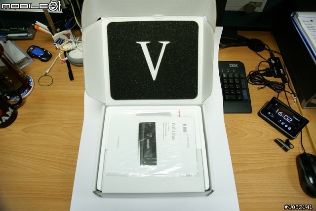 【遠在天邊,近在眼前之開箱】Verbarius文字型數位時鐘