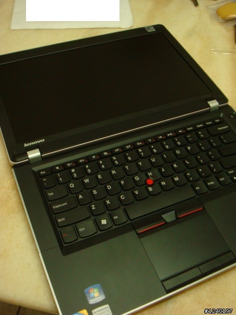 喔喔~傳說中未上市的Lenovo ThinkPad Edge 14"筆電嗎!?(5/5補入NB測試圖)