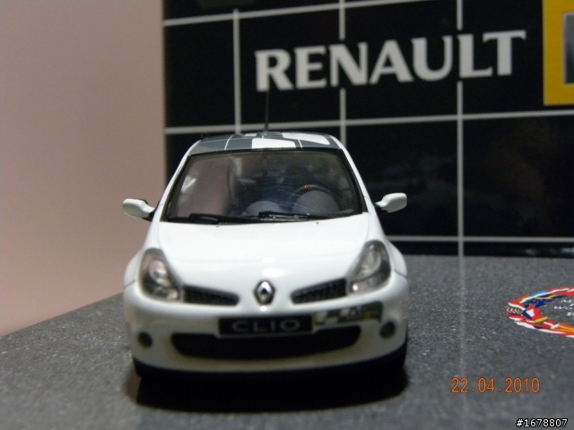 Renault 2006 F1 世界冠軍 Megane II & Clio RS紀念樣式開箱