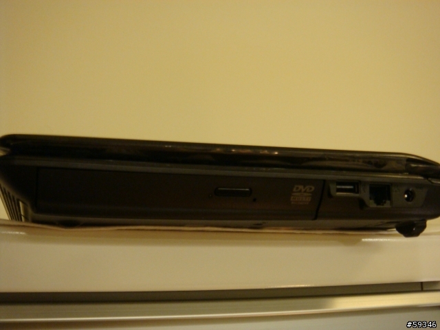 (開箱)ASUS A42JV Core i5-520 + Nv GT335M 1G ~就是要這兩張貼紙