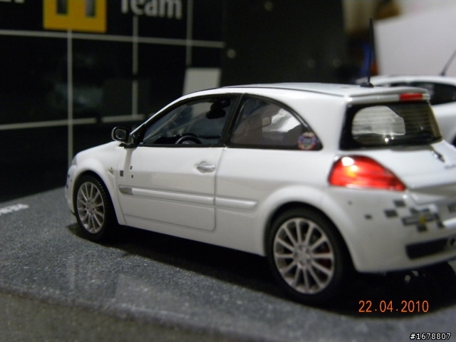 Renault 2006 F1 世界冠軍 Megane II & Clio RS紀念樣式開箱
