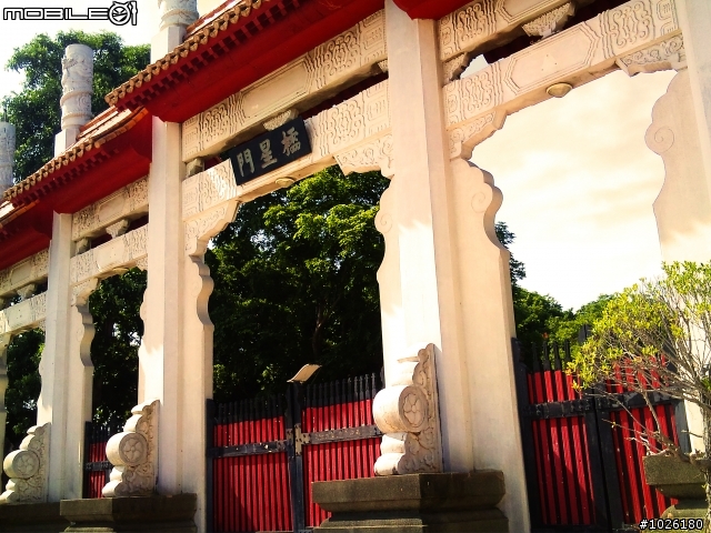 帶著 U10 出遊逛高雄~