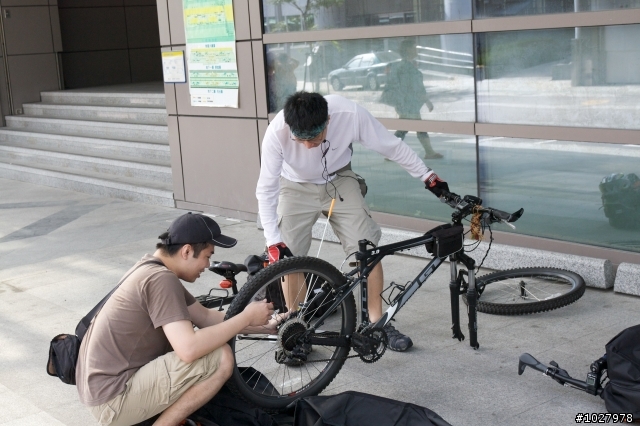 【花東愛心快遞公益行】六人還願出發去..