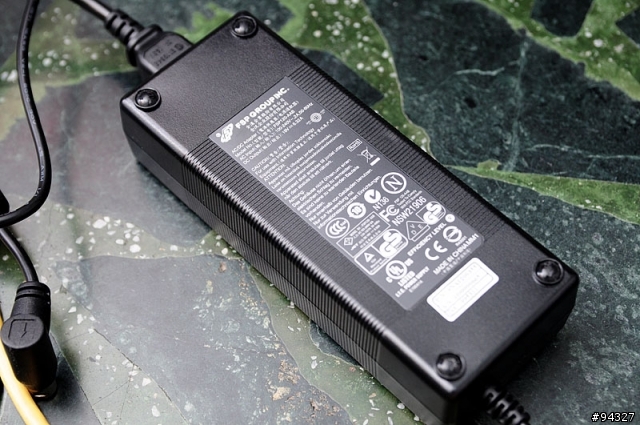 Thecus NAS N4200開箱