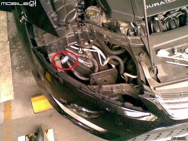 分享:Mondeo MK4 換燈泡〈車頭燈〉