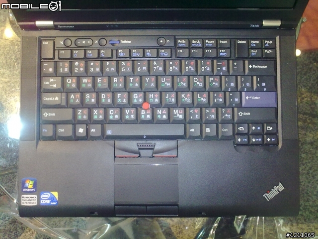 T410i 2518-HHV 開箱
