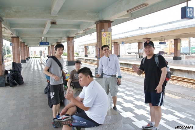 【花東愛心快遞公益行】六人還願出發去..