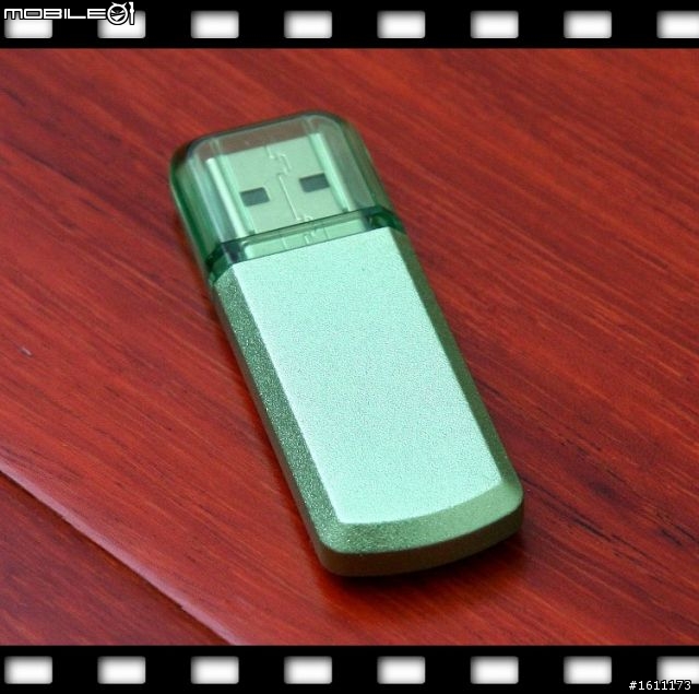 【16G炫彩隨身碟開箱】我姐仔宏碁豹紋機的新寵:廣穎電通Helios 101