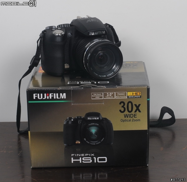 感謝女皇大人贊助 Fujifilm HS10簡單開箱