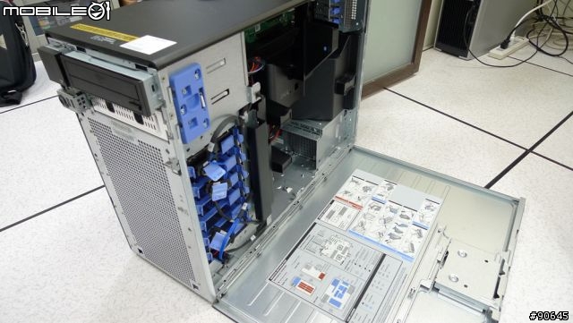 Dell PowerEdge T410 開箱(?)介紹