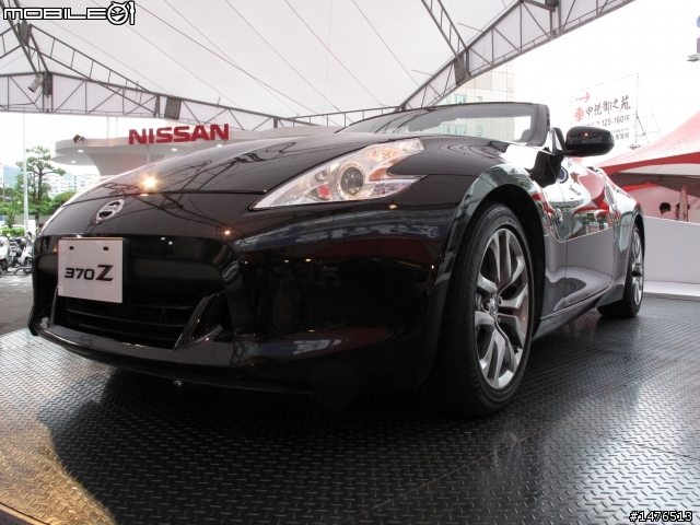 *更新* Nissan桃園巡展正妹+Nissan 370Z Roadster 完整照片