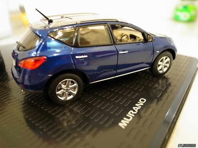 開箱文..NISSAN MURANO與CUBE.....的模型登場(圖多)
