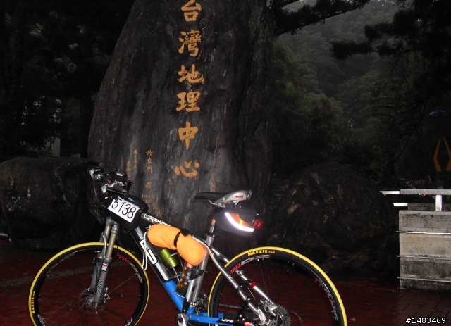 妨如隔世般第二屆武嶺盃「鐵馬高峰會」挑戰記錄