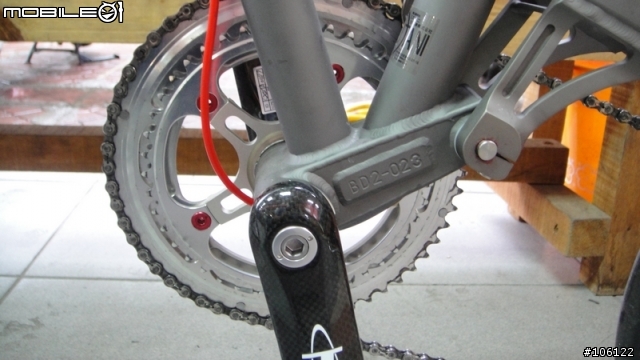 2010 Birdy Titanium與2005 BD-1 Titanium新舊碟剎鈦鳥之比較(外觀篇)