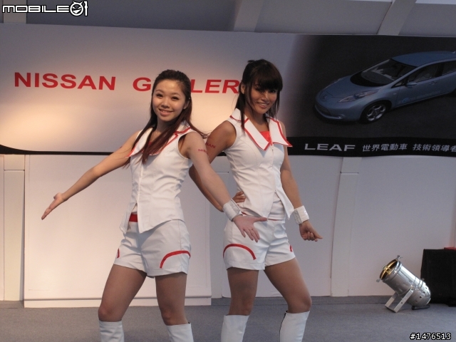 *更新* Nissan桃園巡展正妹+Nissan 370Z Roadster 完整照片