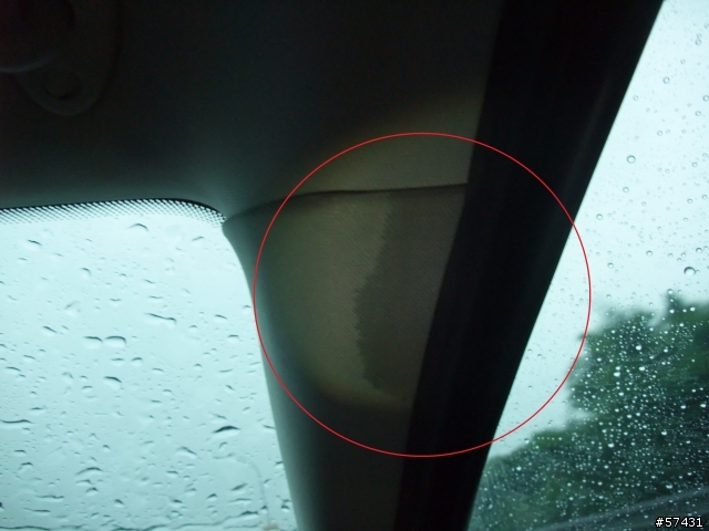 外面下大雨, 我的MK4裡面下小雨....@_@