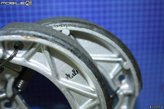 丸山鼓式煞車皮 V.S DX 鼓式煞車皮