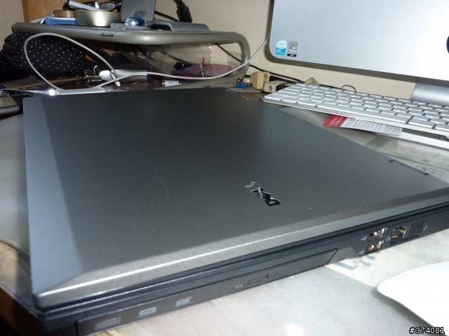 同時開箱的兩台DELL LATITUDE E5410(超爛組裝+品質控制)