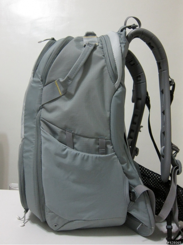 KATA UL-222 超輕量雙肩後背包 開袋分享