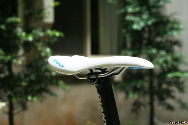 轉戰公路車 TCR ADV3開箱
