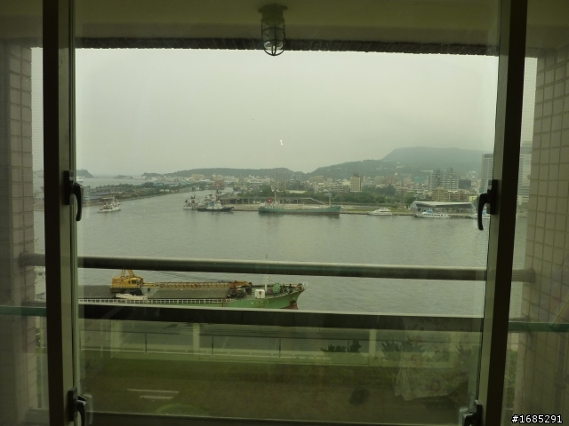 高雄港海景鄉村風小宅