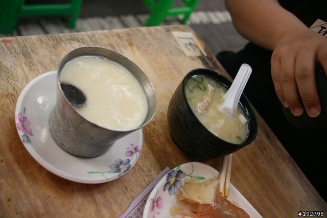 台南二一遊~鹽山、美食、人龍、老街~